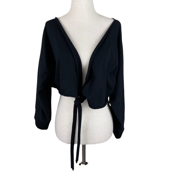 Pretty Little Thing Black Bardot Tie Front Cropped Sweater - Picture 5 of 10